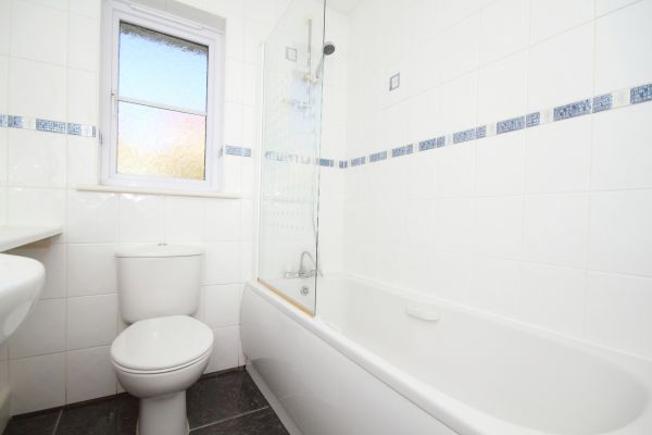 Shower Window Replacement in Avon